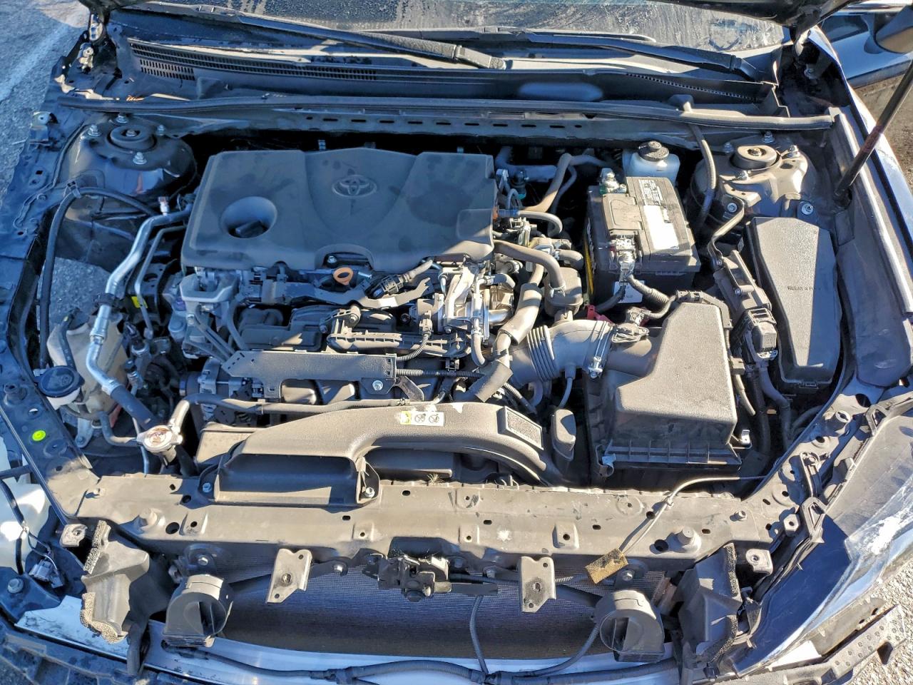 2020 TOYOTA CAMRY SE photo 11