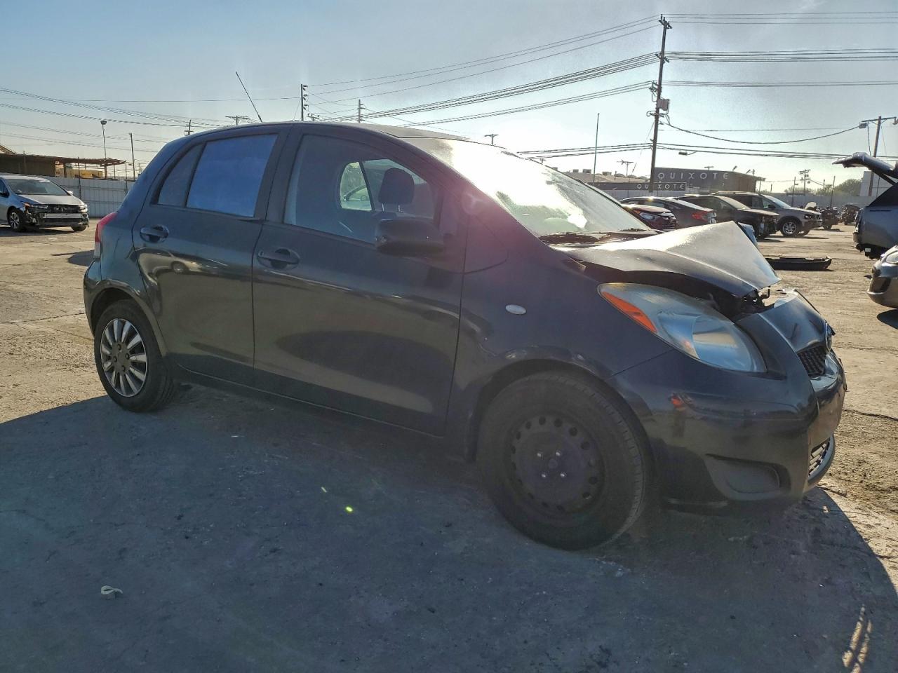 2009 TOYOTA YARIS photo 4