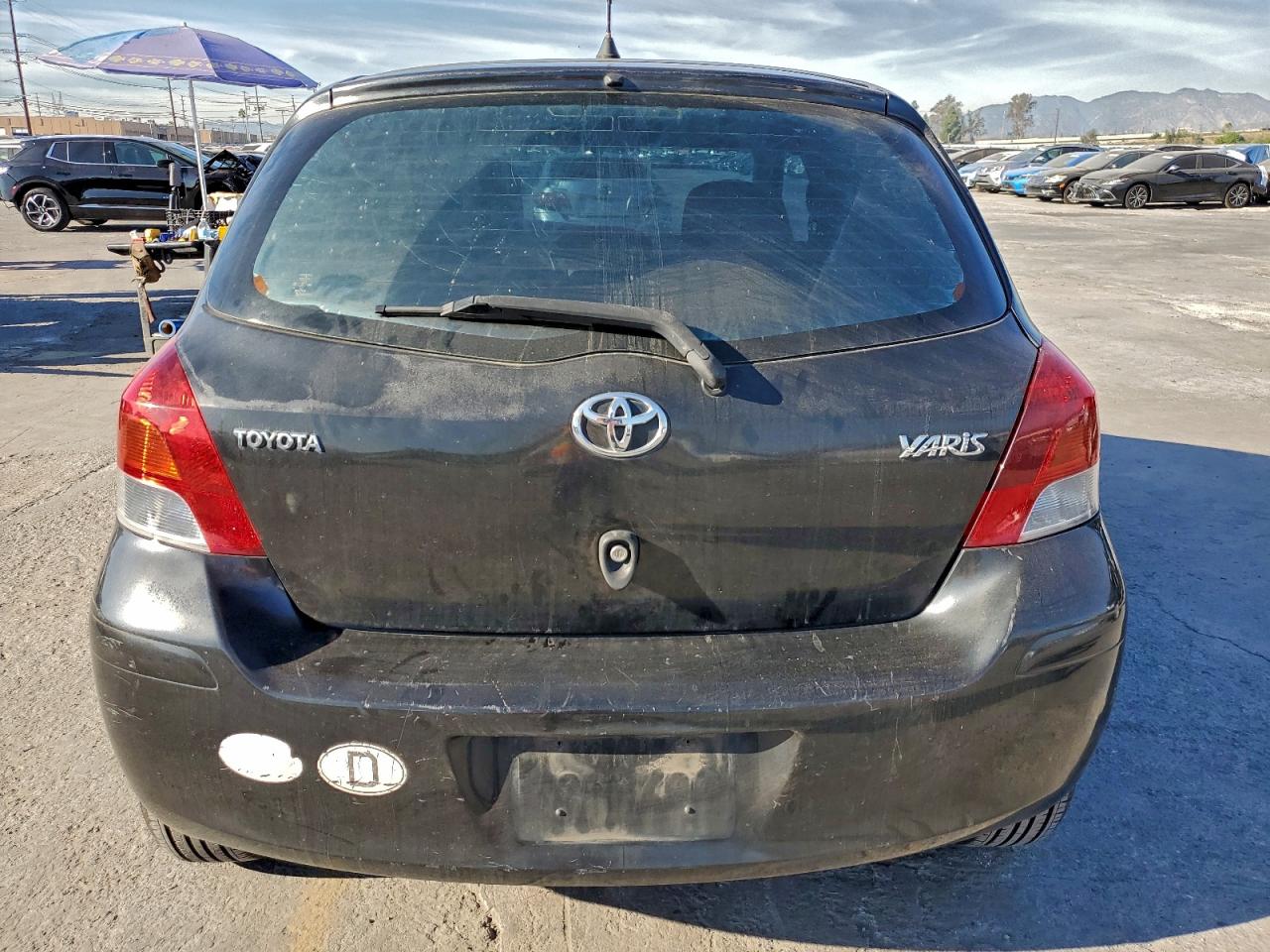 2009 TOYOTA YARIS photo 6
