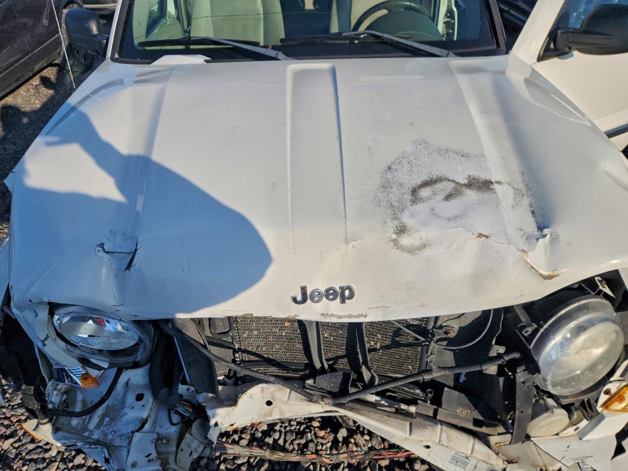 2005 JEEP LIBERTY LIMITED photo 11