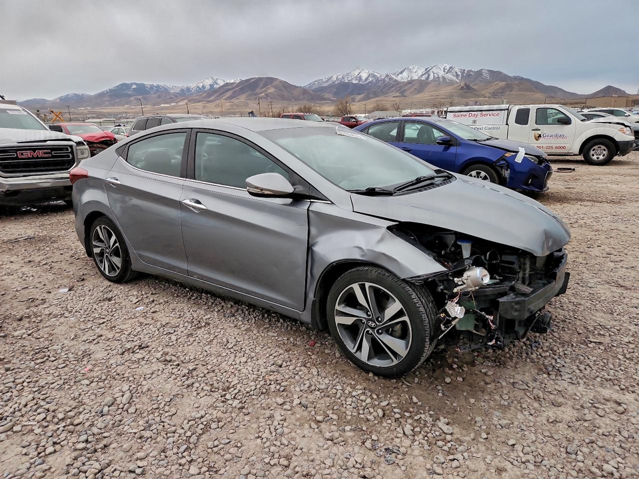 2014 HYUNDAI ELANTRA SE photo 4