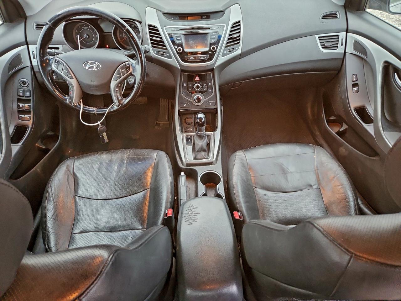 2014 HYUNDAI ELANTRA SE photo 8