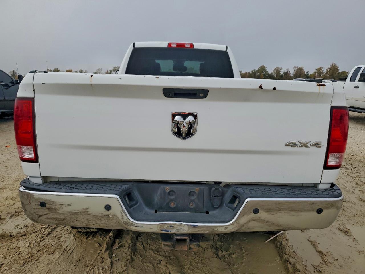 2017 RAM 2500 ST photo 6