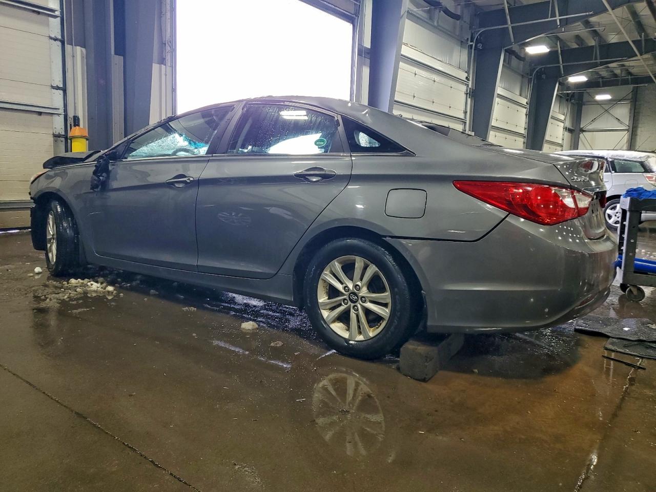 2011 HYUNDAI SONATA GLS photo 2