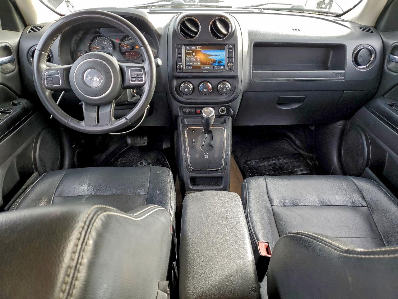 2017 JEEP PATRIOT LATITUDE photo 8