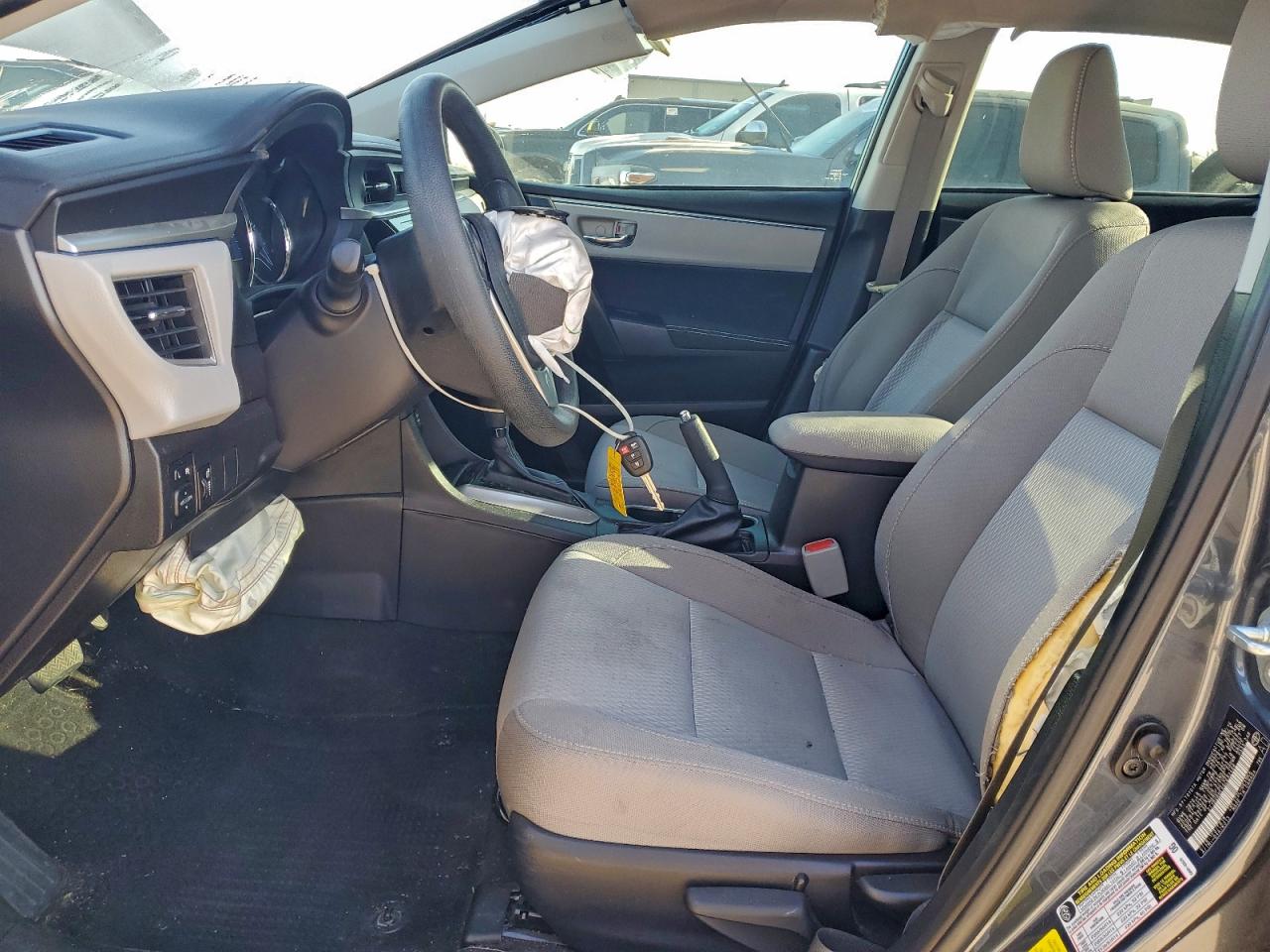 2016 TOYOTA COROLLA L photo 7