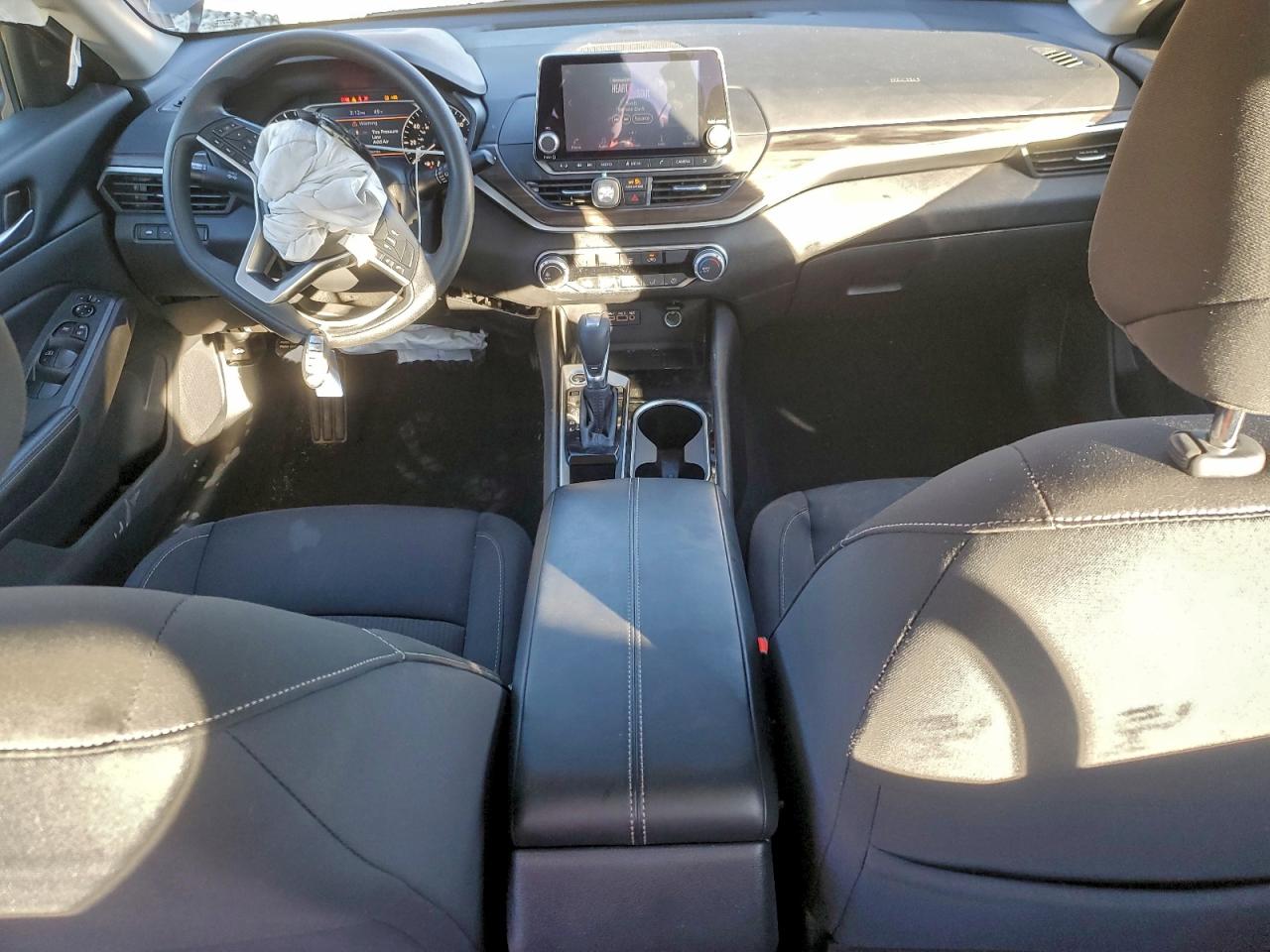 2024 NISSAN ALTIMA SV photo 8