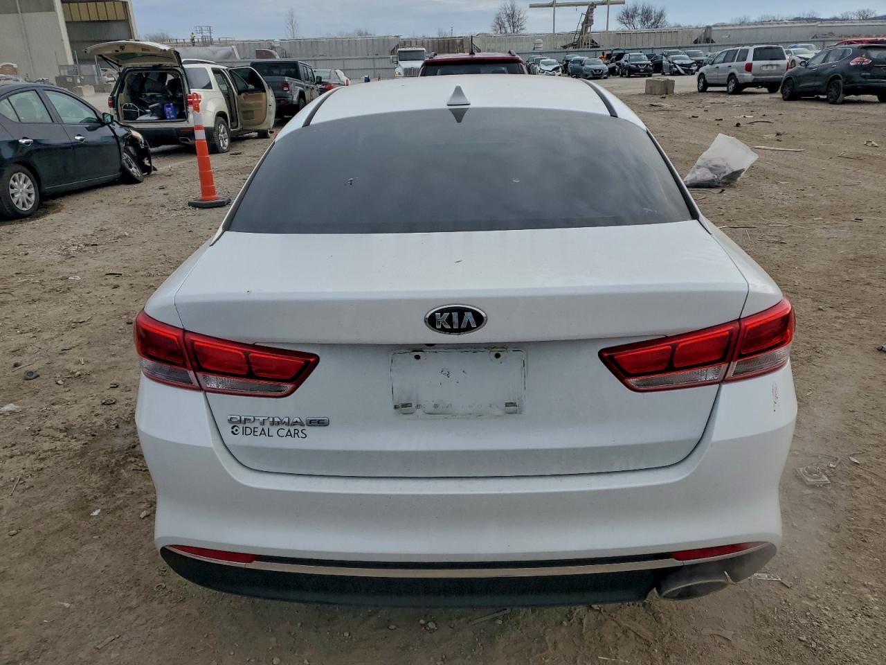 2016 KIA OPTIMA LX photo 6