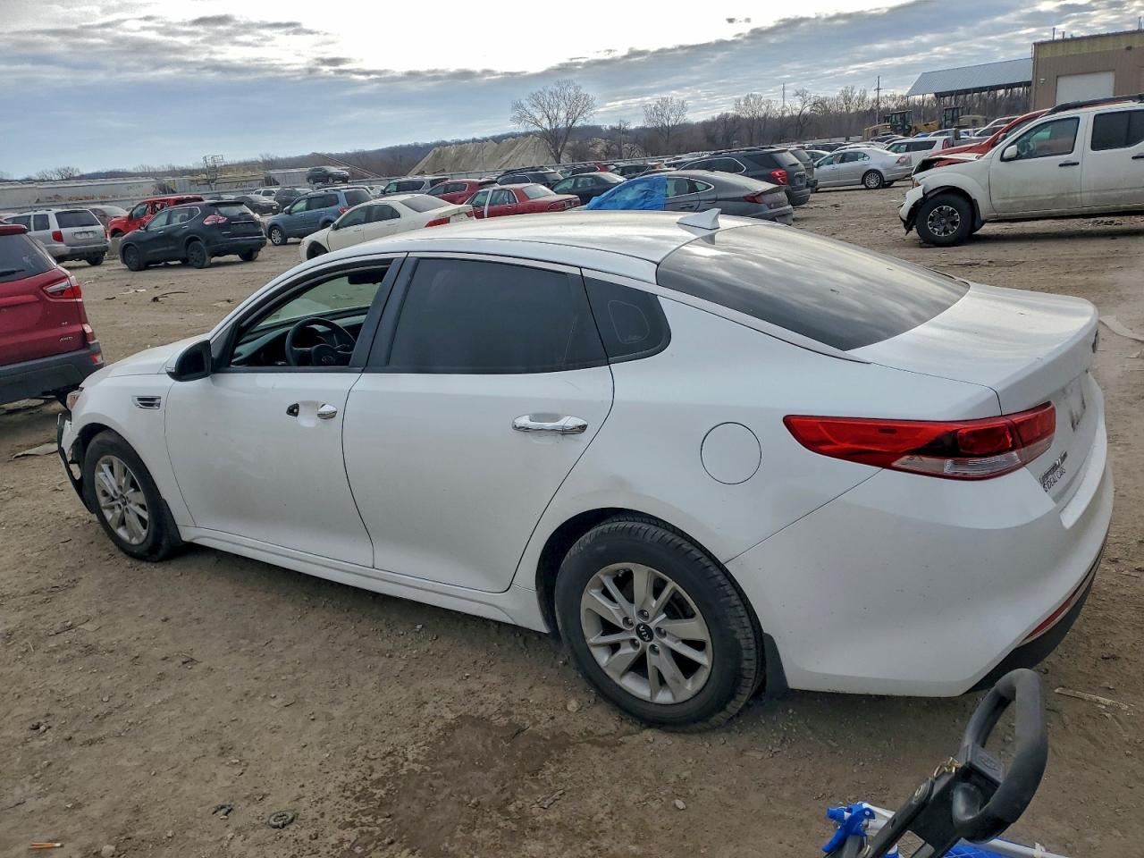 2016 KIA OPTIMA LX photo 2