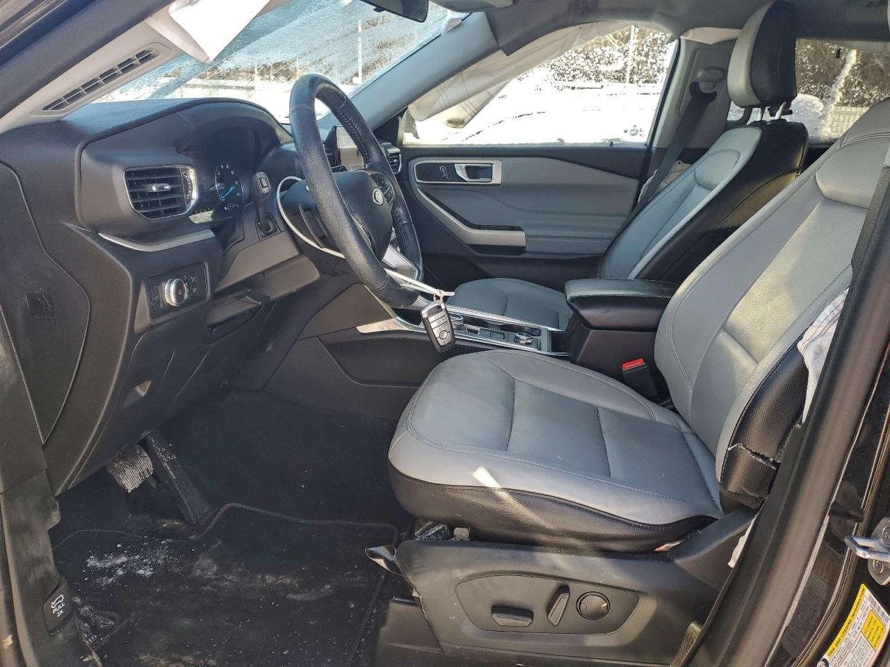2021 FORD EXPLORER photo 7