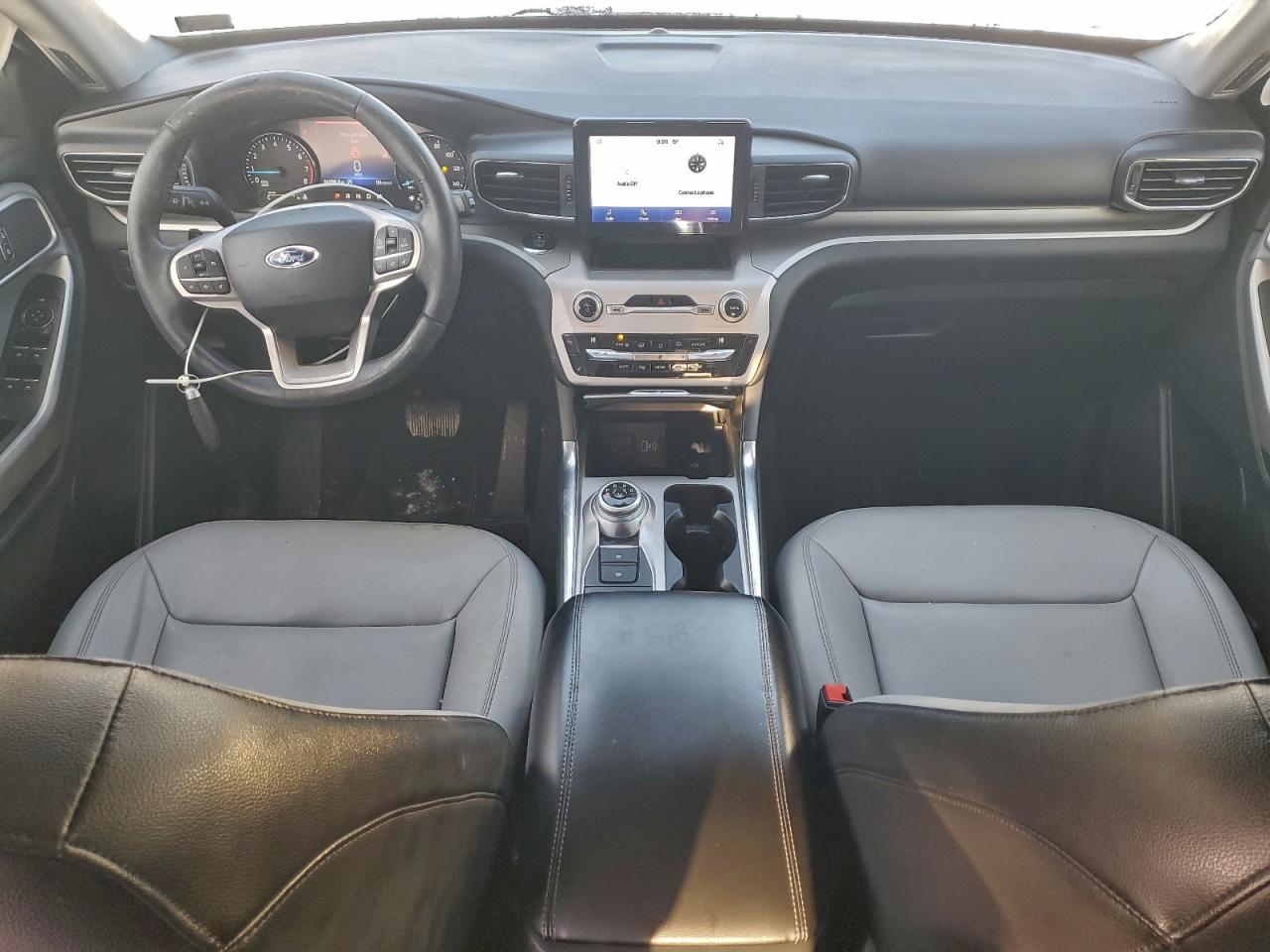 2021 FORD EXPLORER photo 8