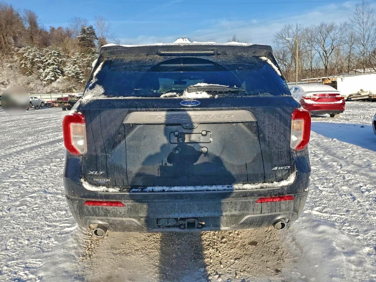 2021 FORD EXPLORER photo 6