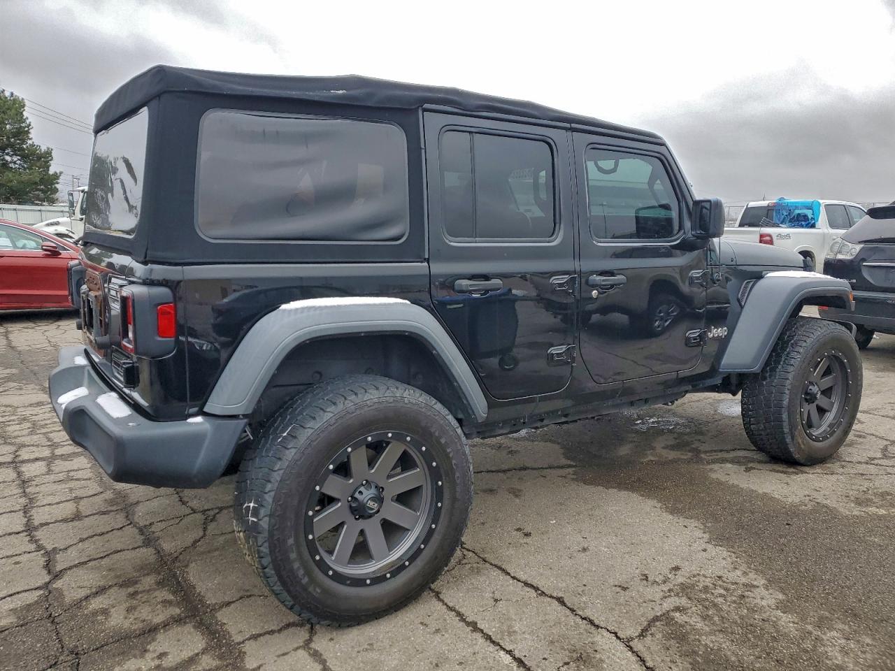 2018 JEEP WRANGLER UNLIMITED SPORT photo 3