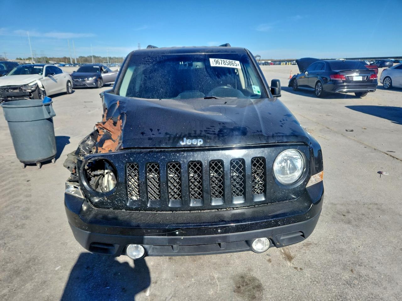 2017 JEEP PATRIOT LATITUDE photo 5