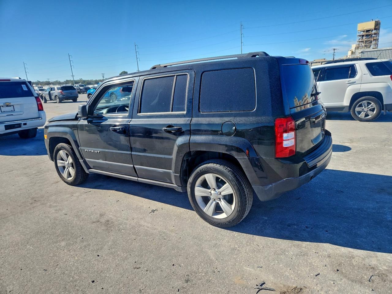 2017 JEEP PATRIOT LATITUDE photo 2