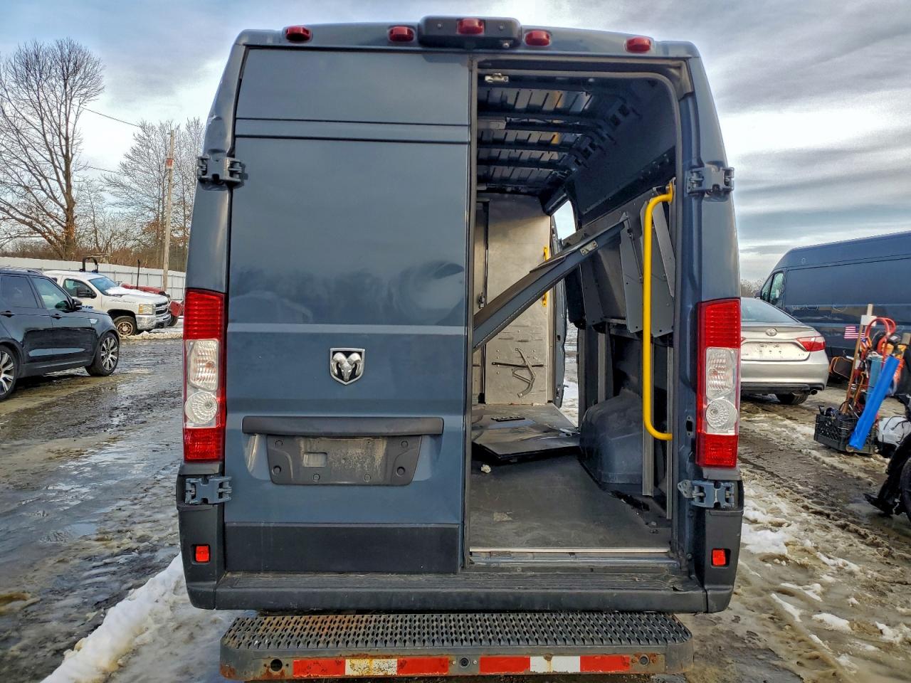 2020 RAM PROMASTER 3500 DELIVERY VAN photo 6