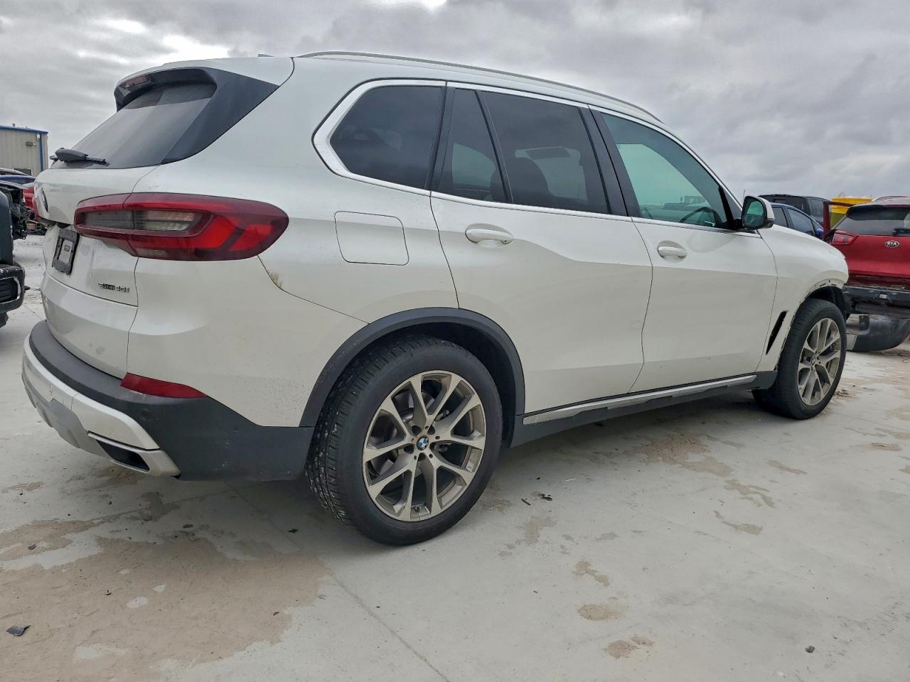 2022 BMW X5 SDRIVE 40I photo 3