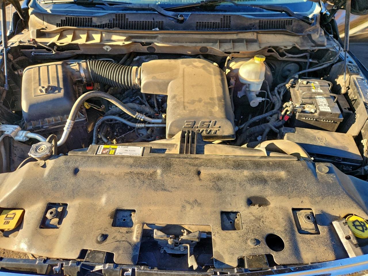 2015 RAM 1500 ST photo 11