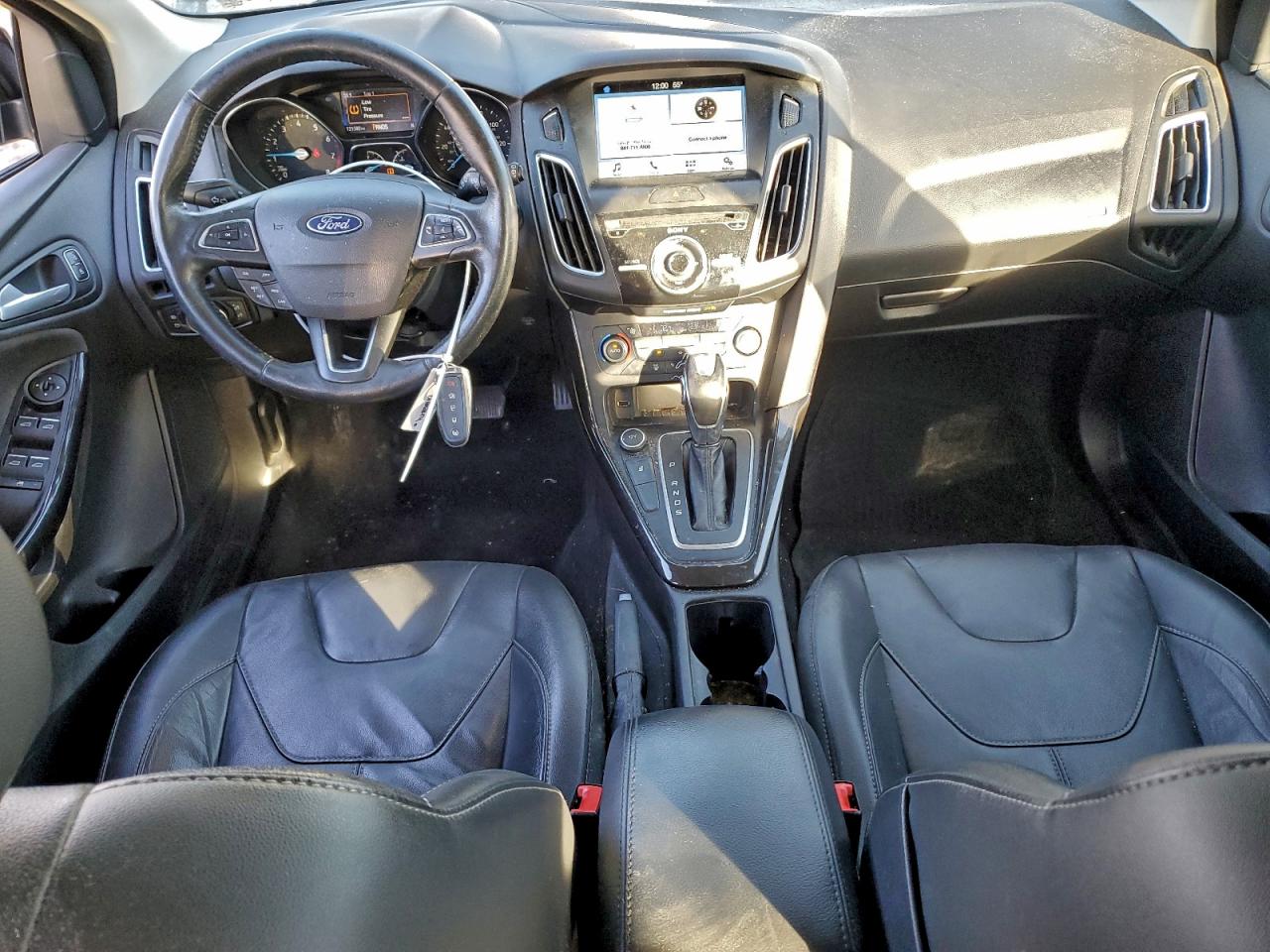 2017 FORD FOCUS TITANIUM photo 8