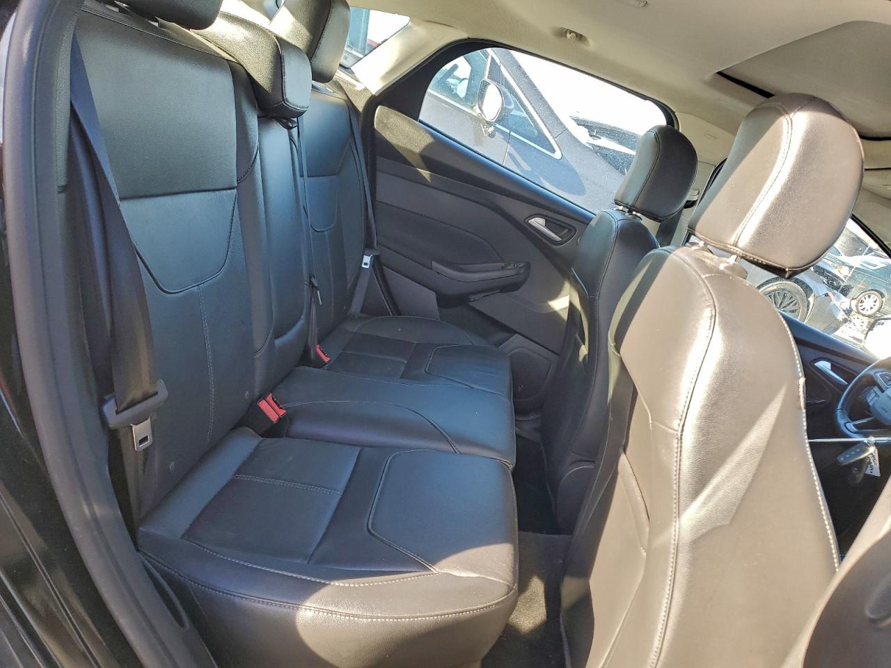 2017 FORD FOCUS TITANIUM photo 10