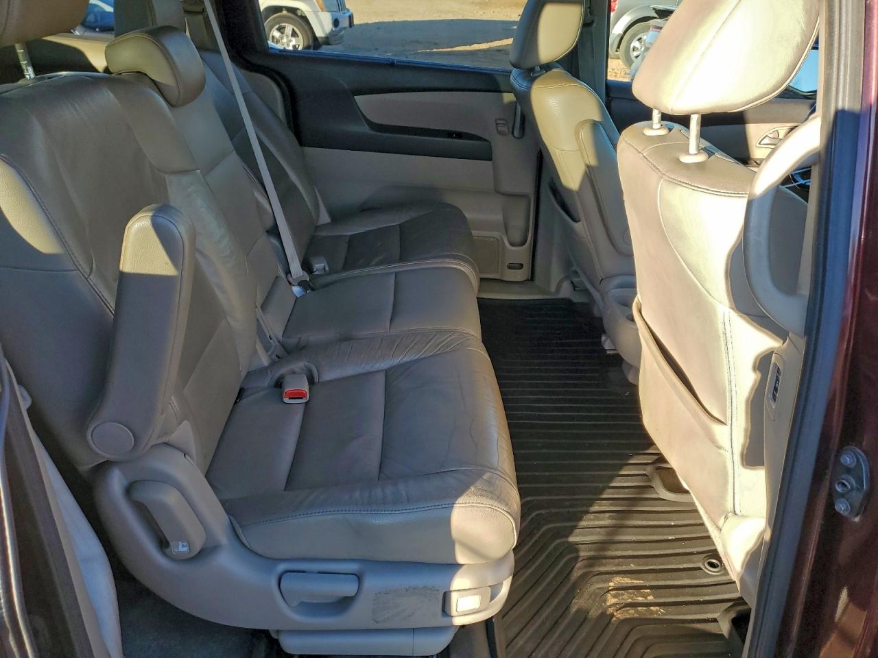 2012 HONDA ODYSSEY EXL photo 11