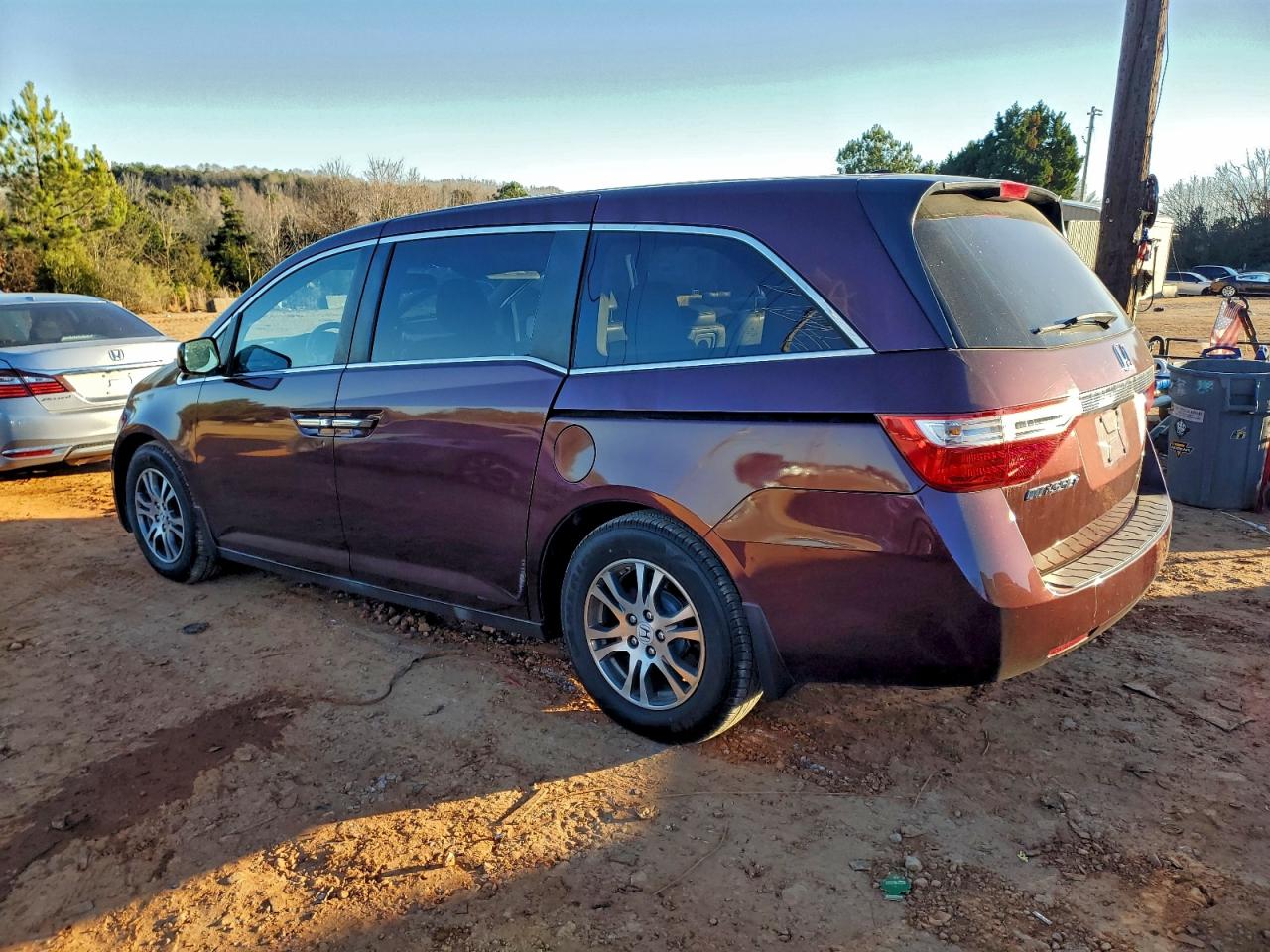 2012 HONDA ODYSSEY EXL photo 2