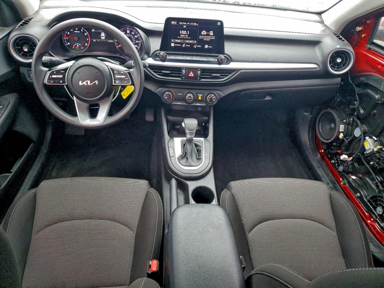 2023 KIA FORTE LX photo 8