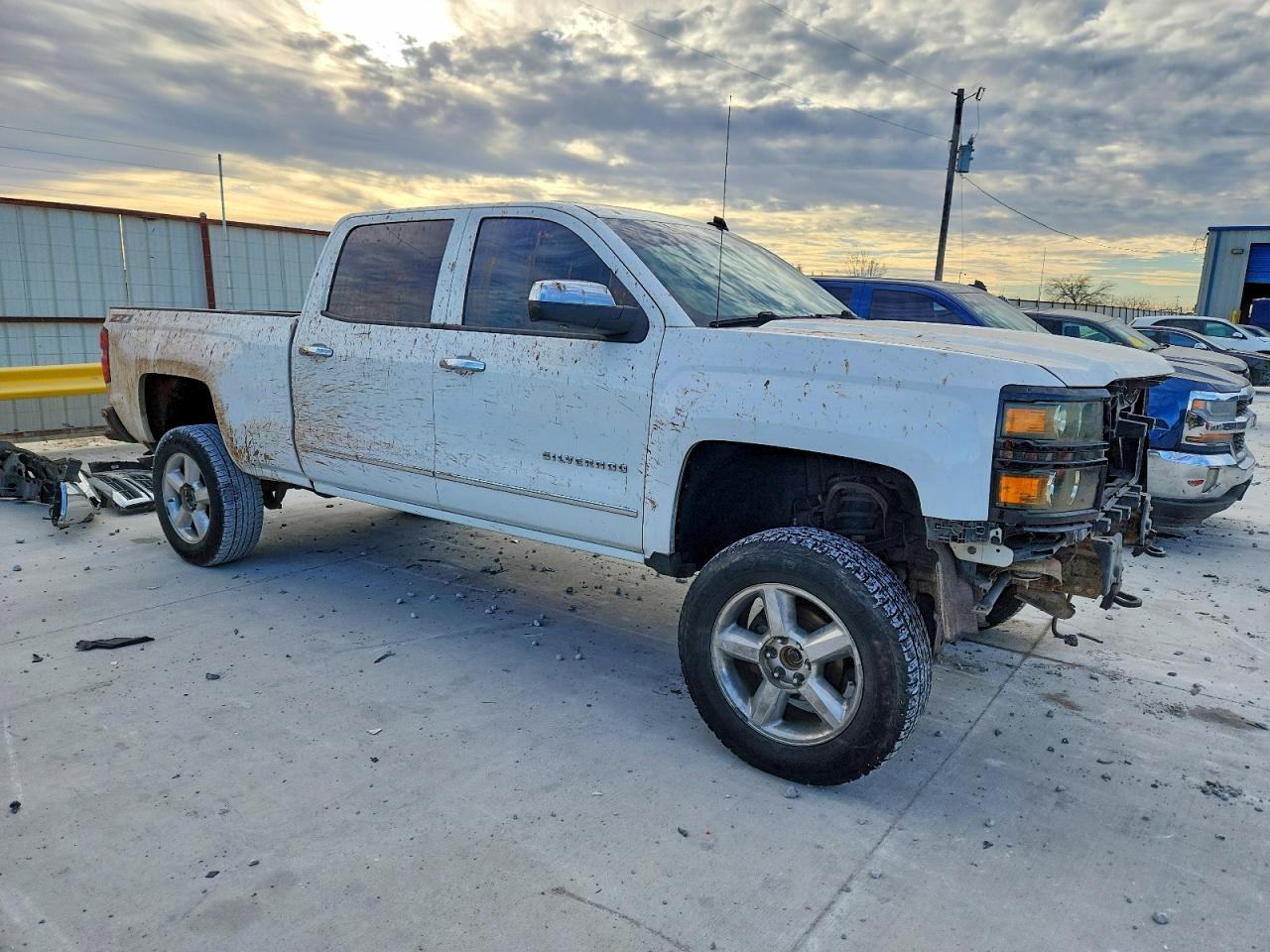 2014 CHEVROLET SILVERADO K1500 LTZ photo 4