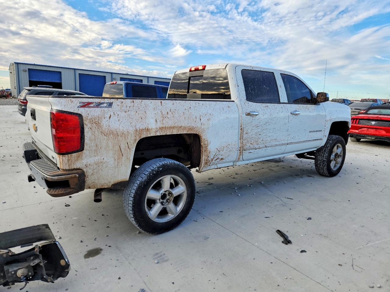 2014 CHEVROLET SILVERADO K1500 LTZ photo 3