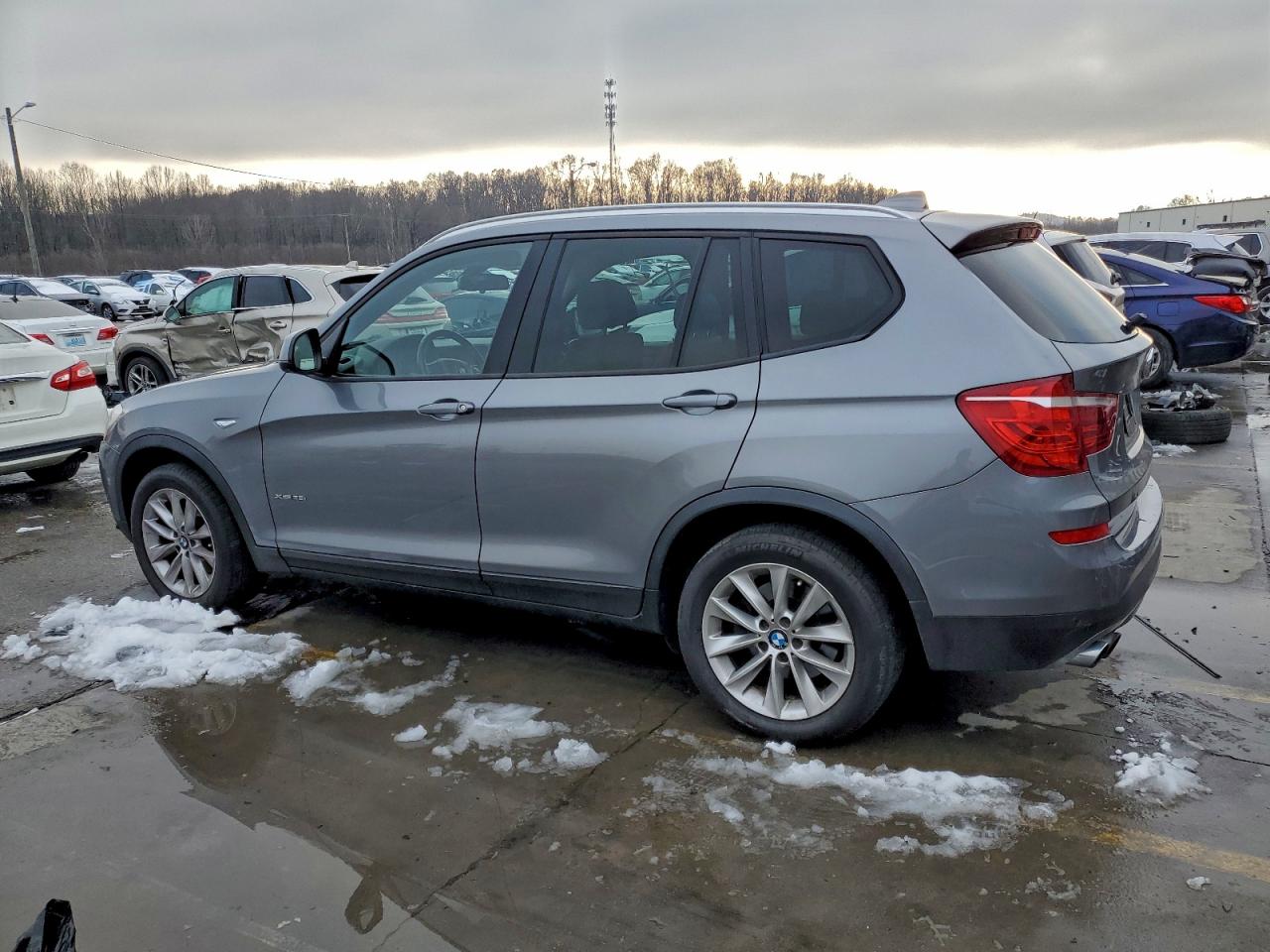 2015 BMW X3 XDRIVE28I photo 2