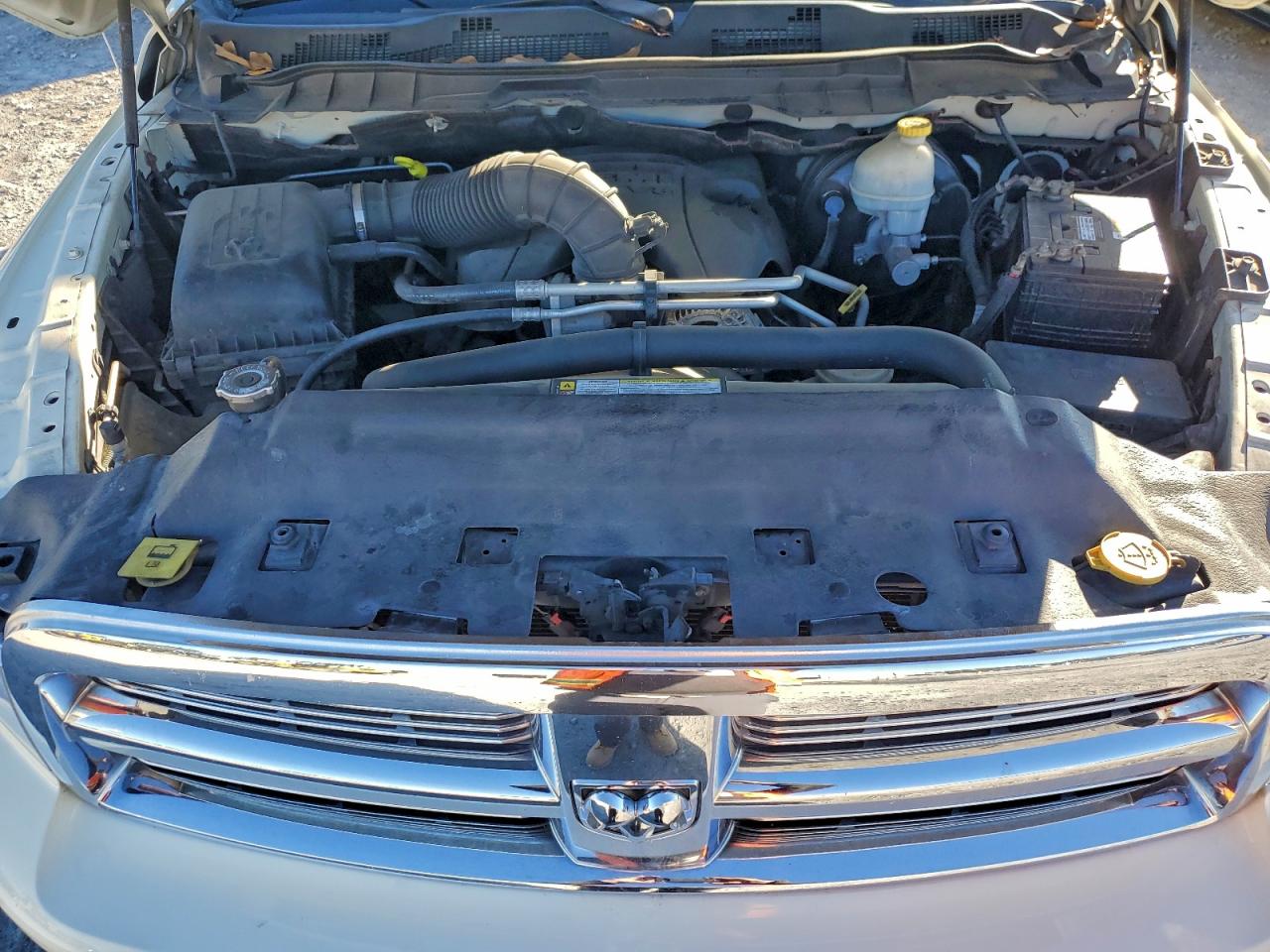 2010 DODGE RAM 1500 photo 11