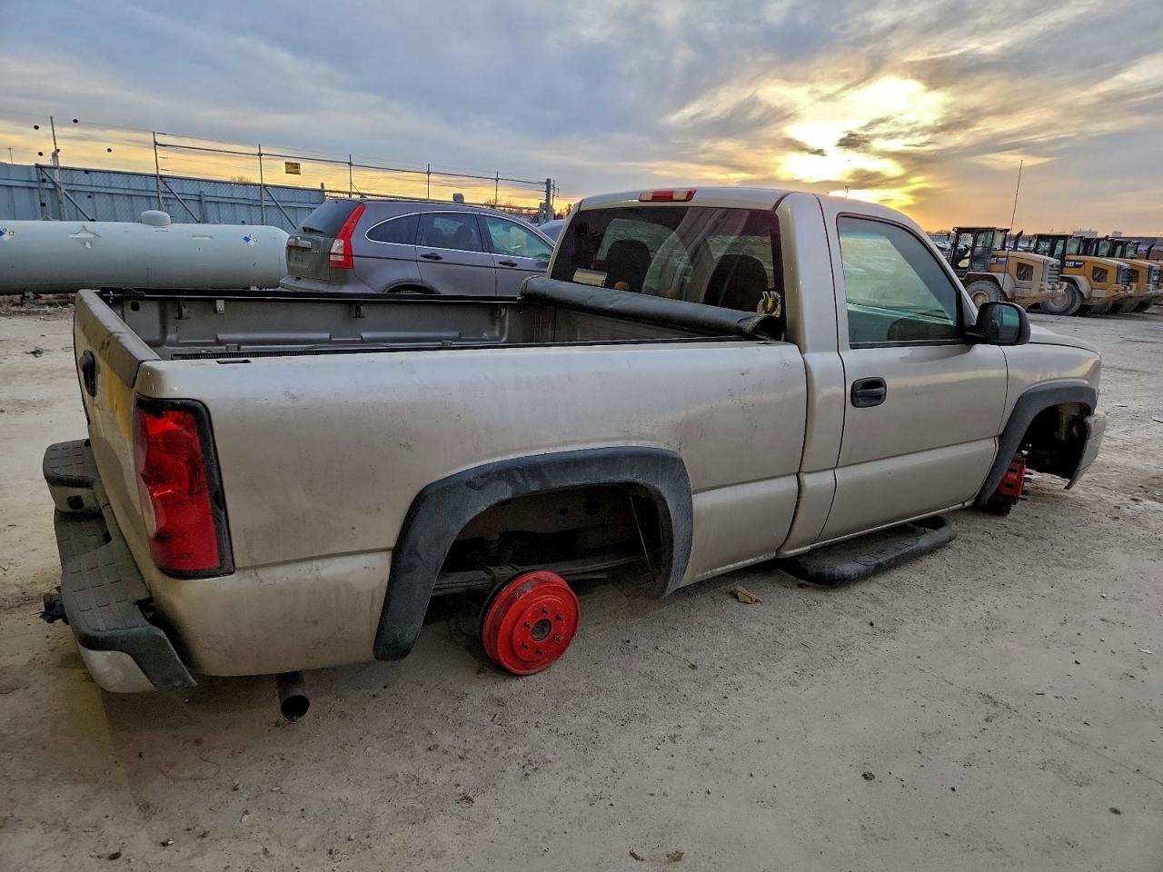 2006 CHEVROLET SILVERADO C1500 photo 3