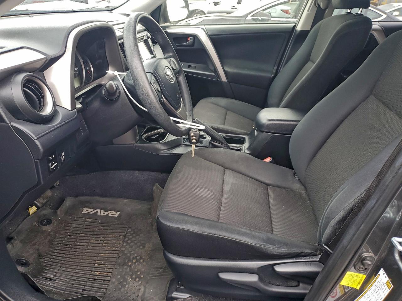 2016 TOYOTA RAV4 LE photo 7