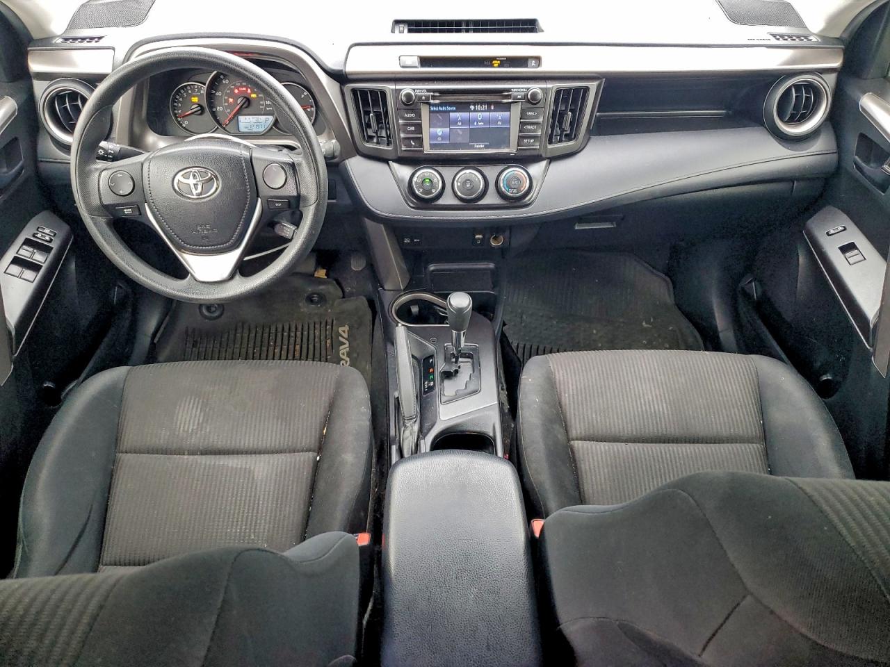 2016 TOYOTA RAV4 LE photo 8