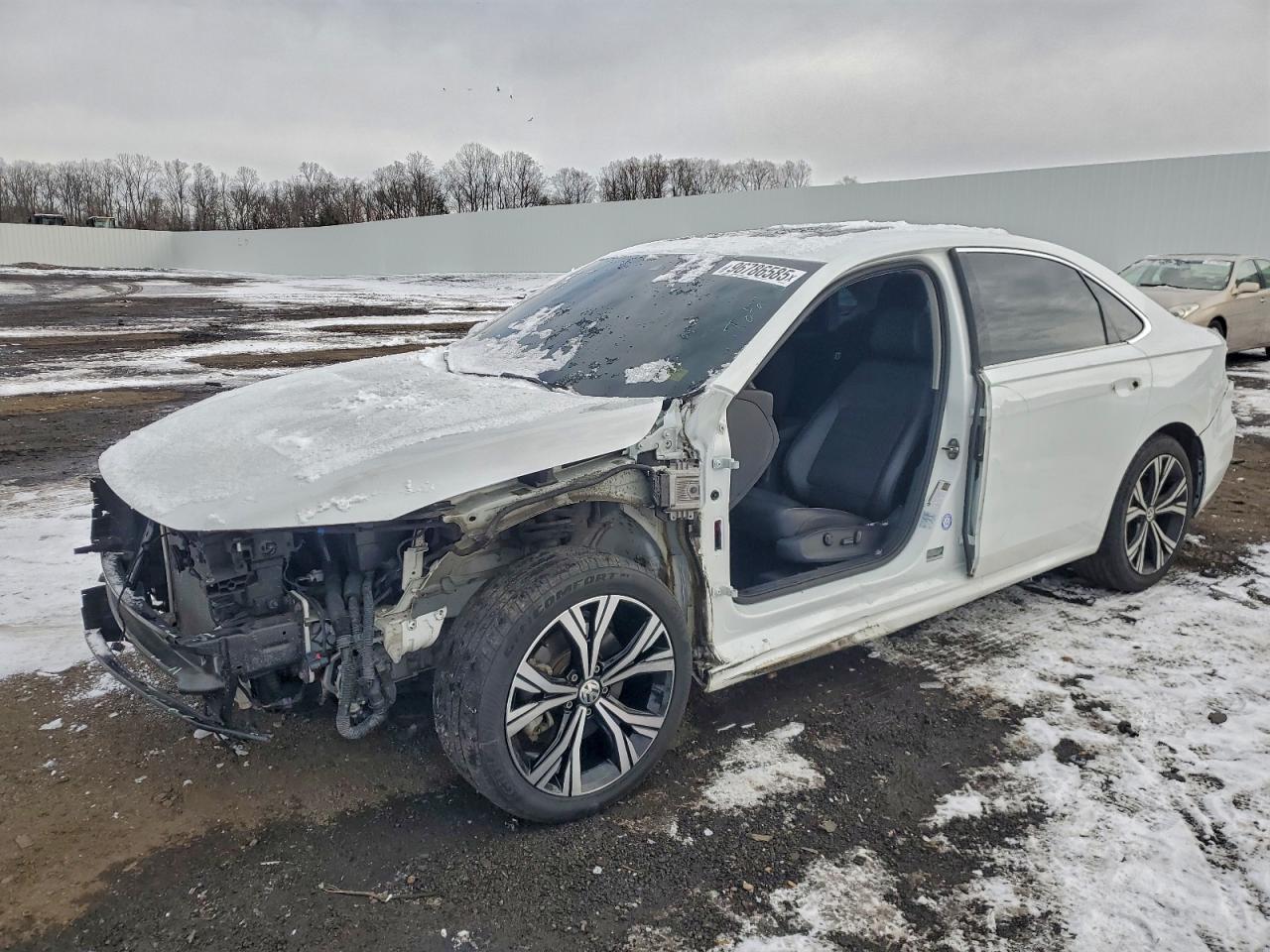 2021 VOLKSWAGEN PASSAT