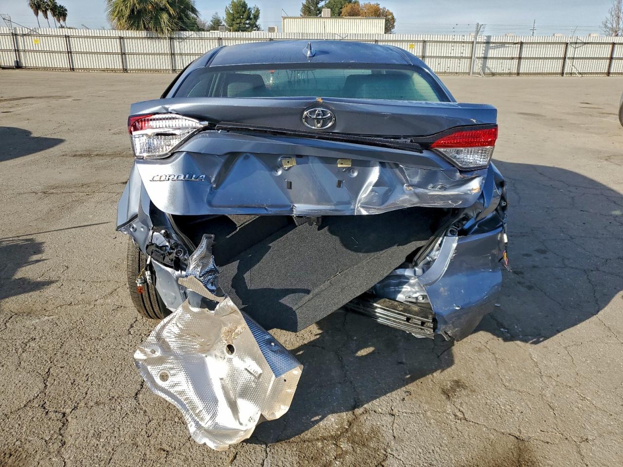 2025 TOYOTA COROLLA LE photo 6