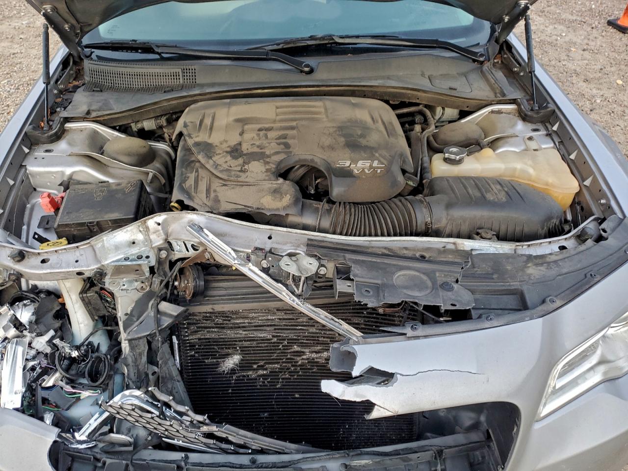 2018 CHRYSLER 300 LIMITED photo 11