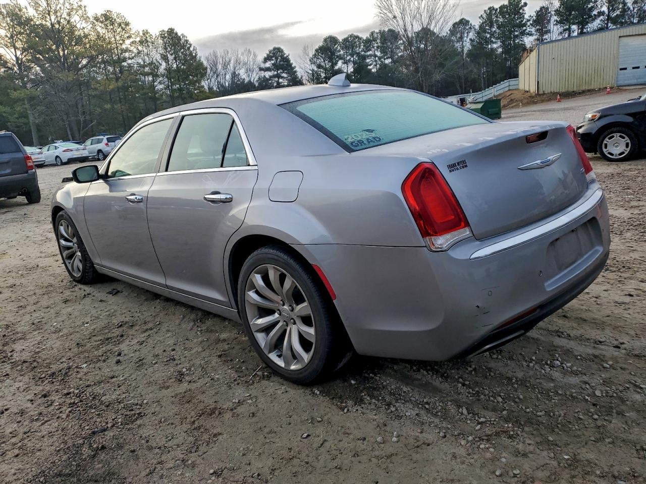 2018 CHRYSLER 300 LIMITED photo 2