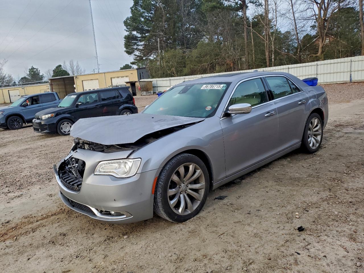 2018 CHRYSLER 300