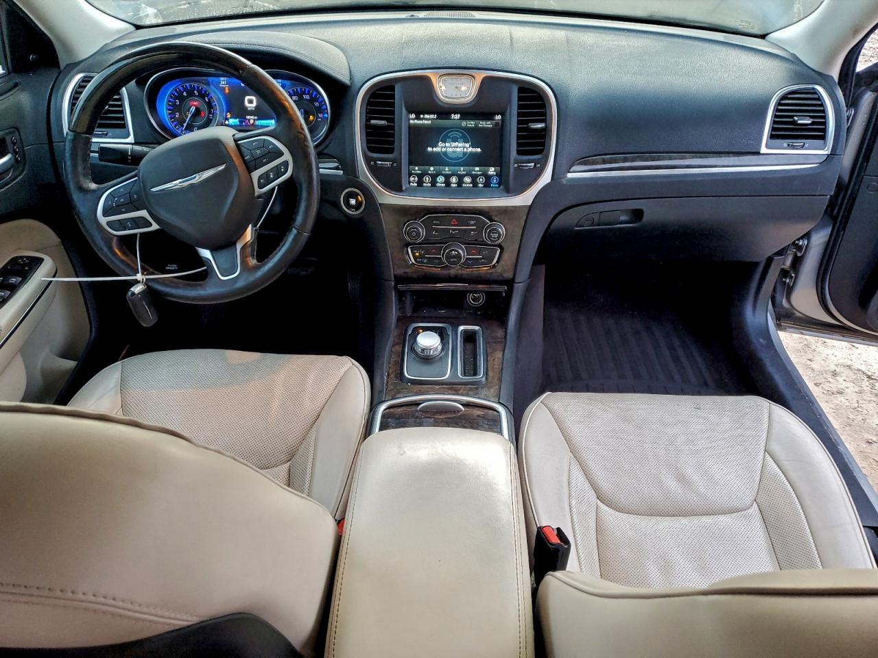 2018 CHRYSLER 300 LIMITED photo 8