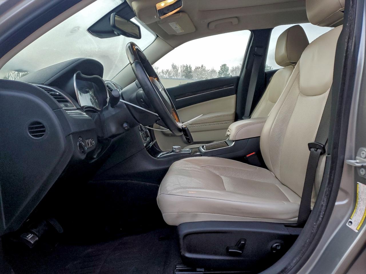 2018 CHRYSLER 300 LIMITED photo 7