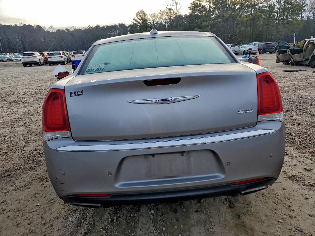 2018 CHRYSLER 300 LIMITED photo 6