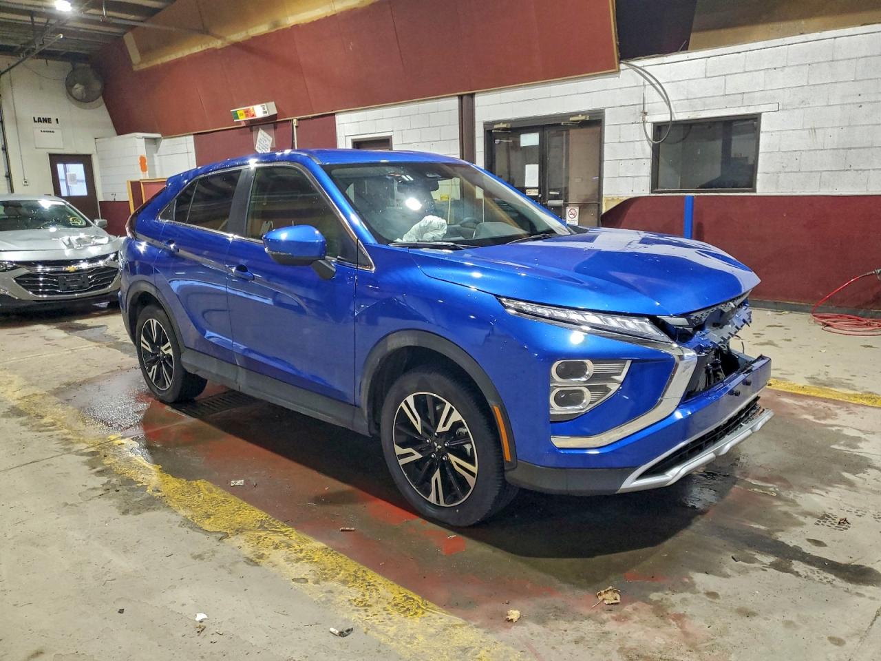 2025 MITSUBISHI ECLIPSE CROSS SE photo 4