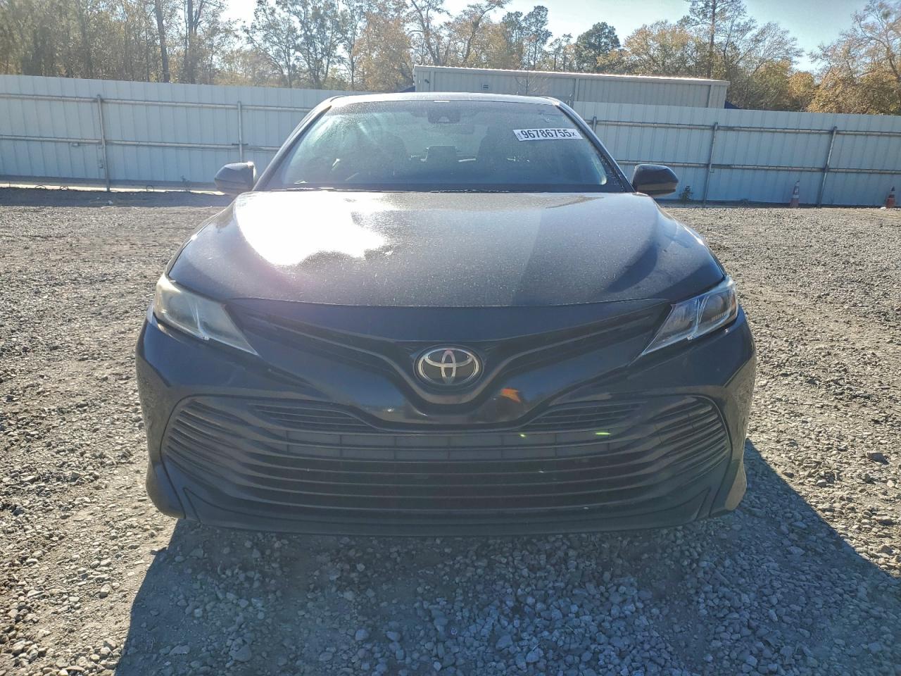 2018 TOYOTA CAMRY L photo 5
