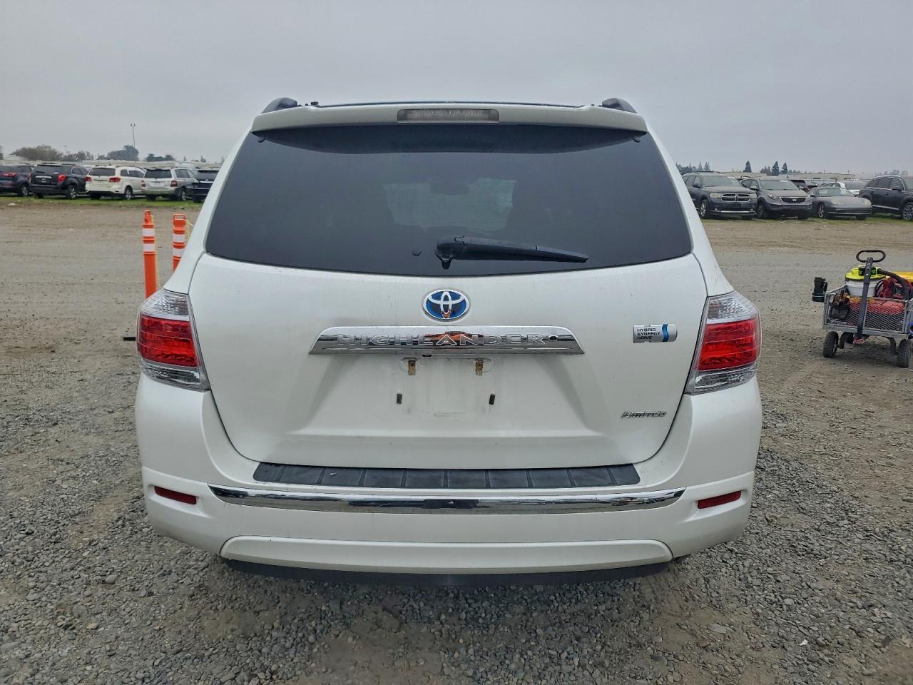2011 TOYOTA HIGHLANDER HYBRID LIMITED photo 6
