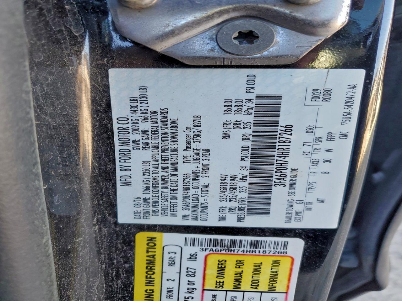 2017 FORD FUSION SE photo 12