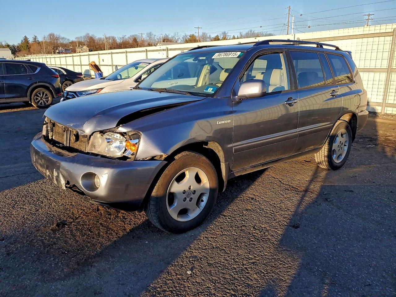 2006 TOYOTA HIGHLANDER