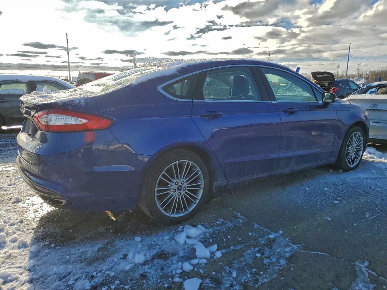 2013 FORD FUSION SE photo 3