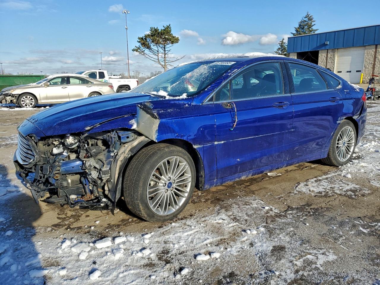 2013 FORD FUSION SE — FRONT END damage — photo 1
