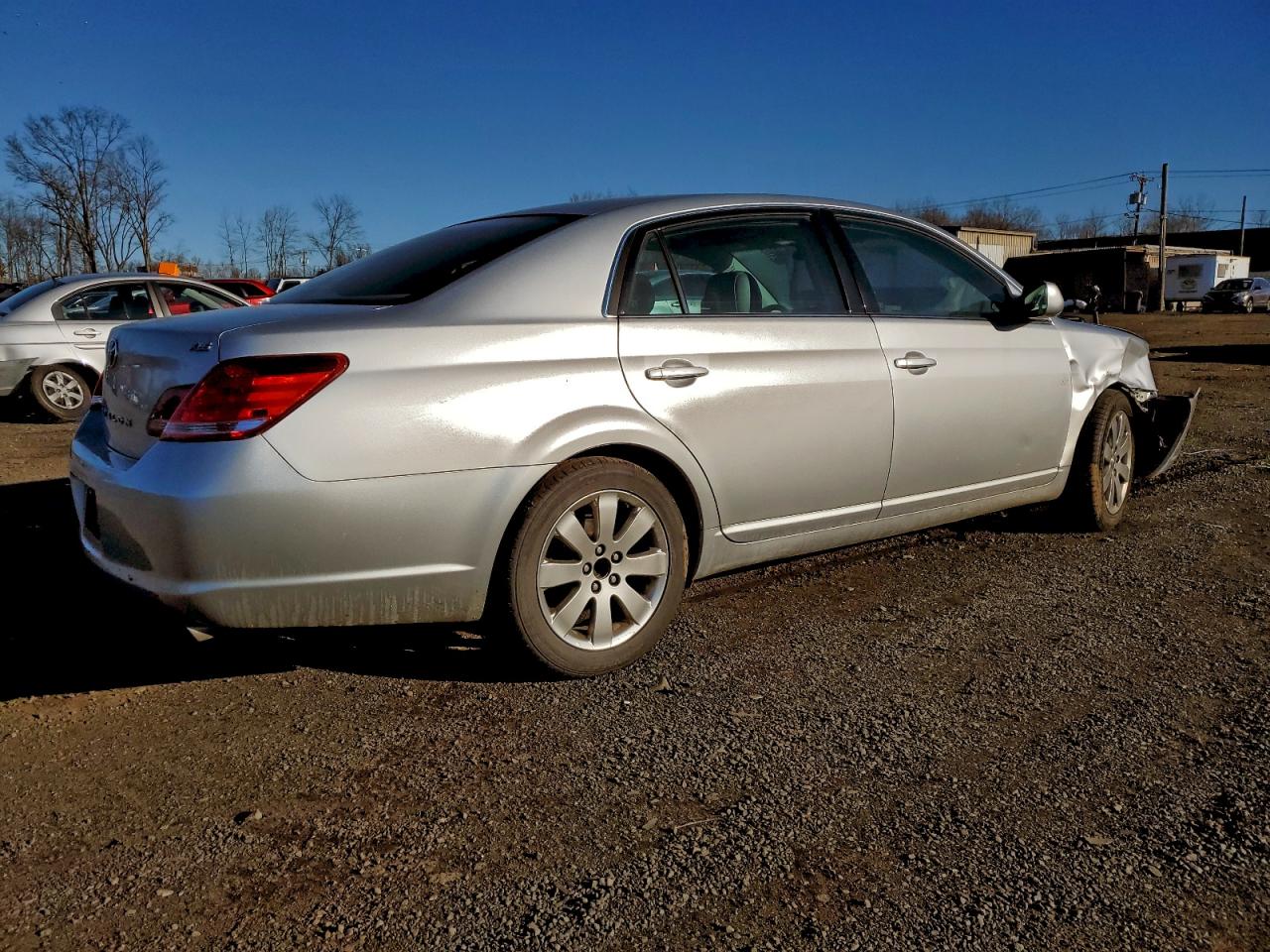 2006 TOYOTA AVALON XL photo 3